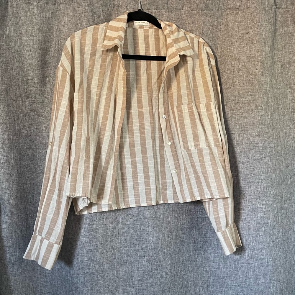 Women’s cover-up button-down top
